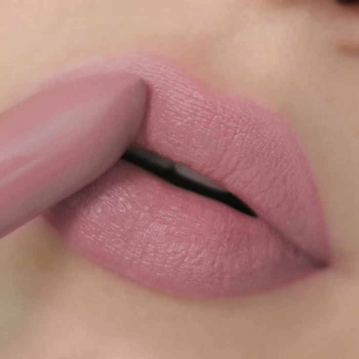 Матовая помада для губ Relouis Icon Look