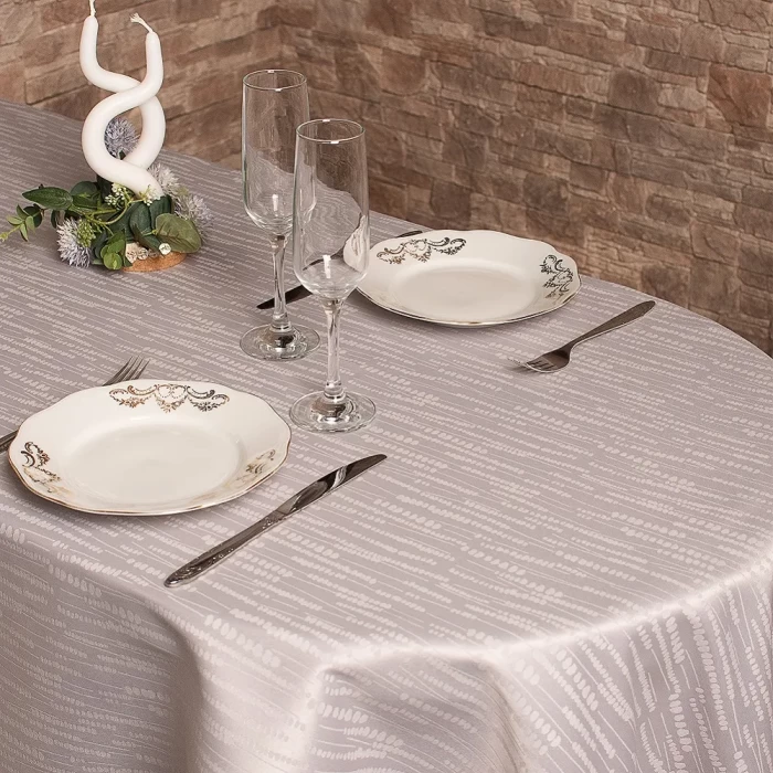 Скатерть овальная ТМ "ЦУМ" 150х220см 7421