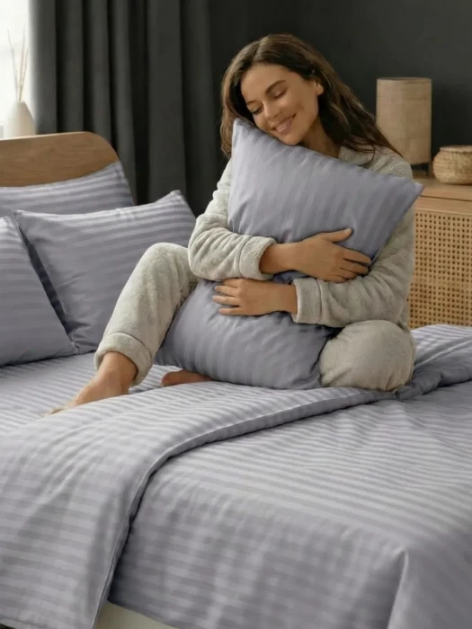 Комплект постельного белья YOTSUBA Полоса полуторный Серый