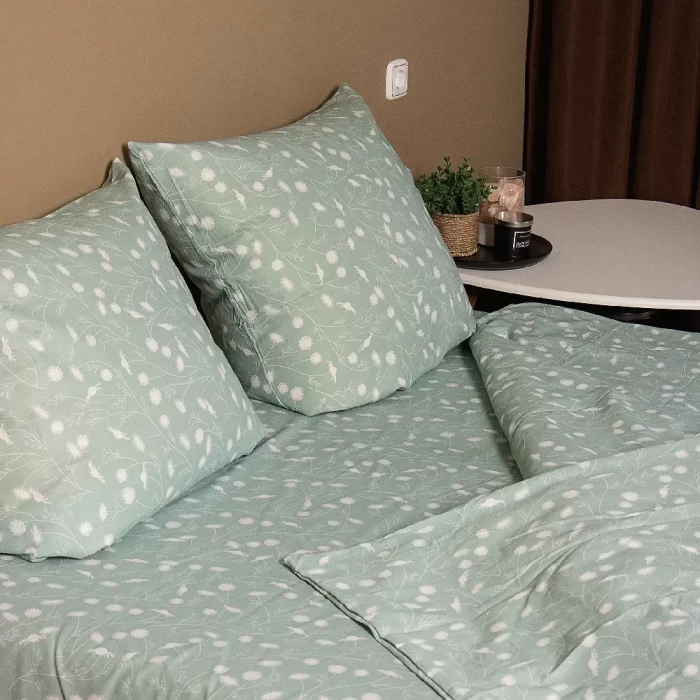 Комплект постельного белья Евро ТМ "ЦУМ" Одуванчик простынь на резинке 8483