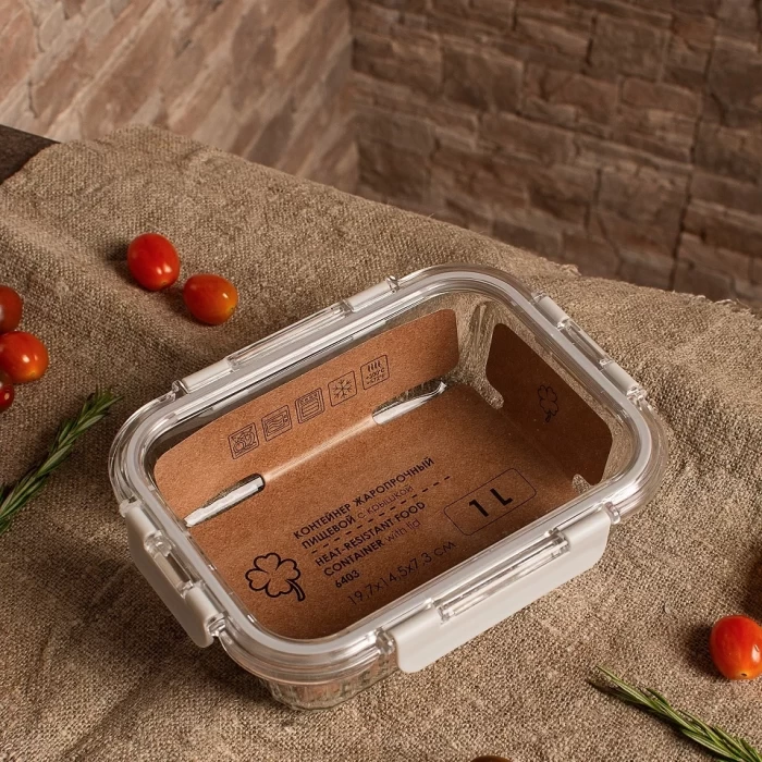 Контейнер из жаропрочного стекла с крышкой 1л