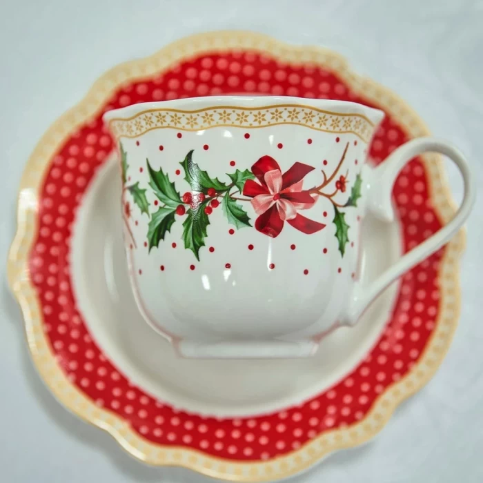 Чашка с блюдцем Новогодние 250мл