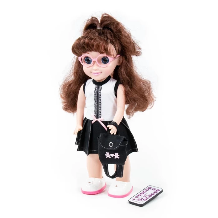 Кукла "Диана" в школе