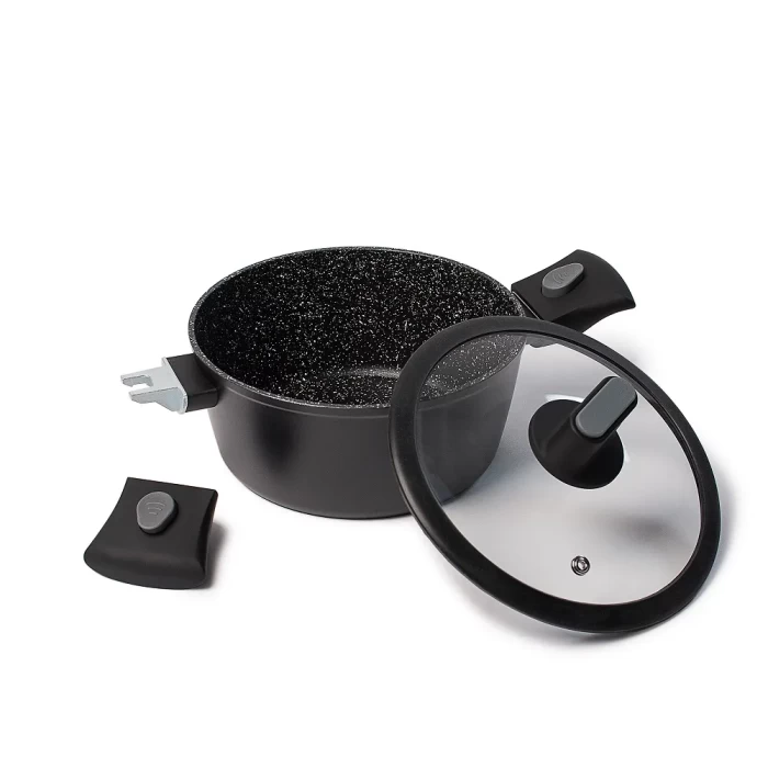 Кастрюля черная со съемными ручками и крышкой ТМ "ЦУМ" 2.4 - 6.2л