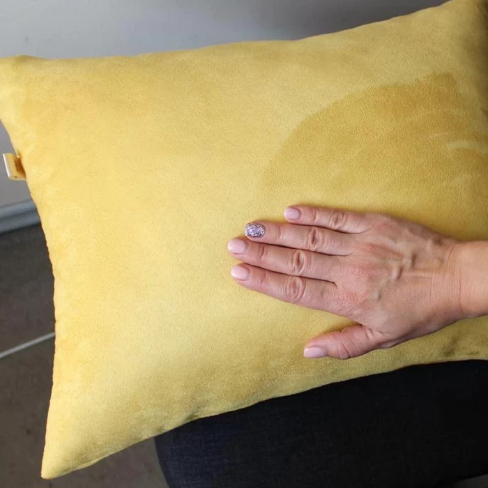 Наволочка декоративная Matex Alcantara горчичный 47х47