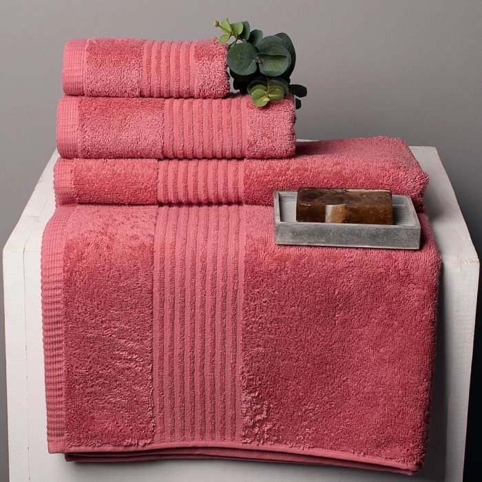 Полотенце махровое ТМ "ЦУМ" Classik светлая вишня 70х140 см 